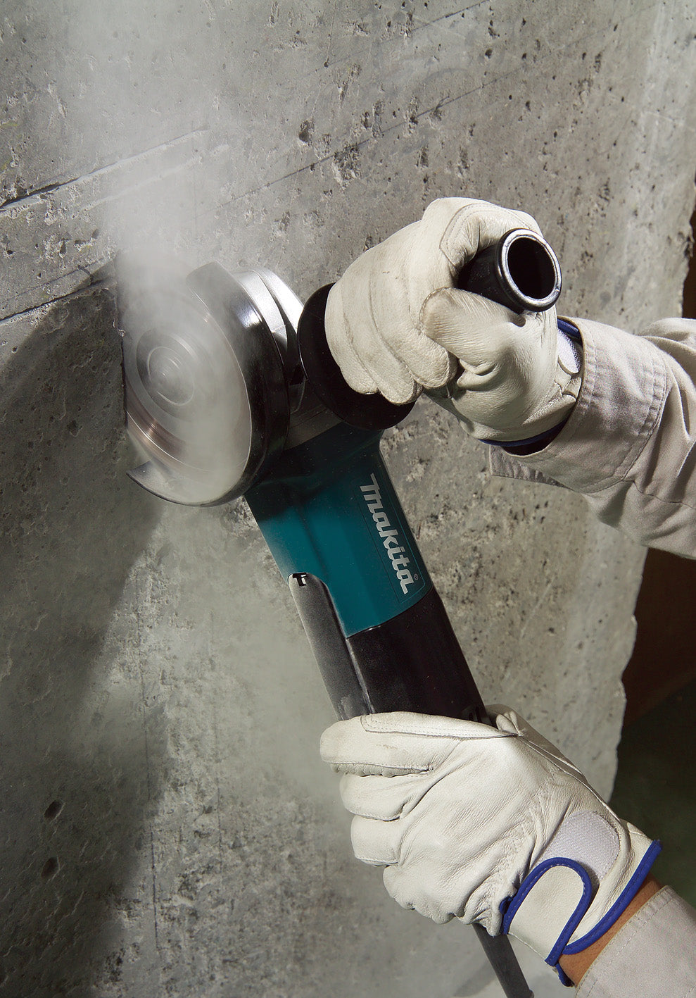 MEULEUSE ANGULAIRE 1400W 125MM + POIGNEE, Debrico, magasin de matériaux de construction sur Bruxelles