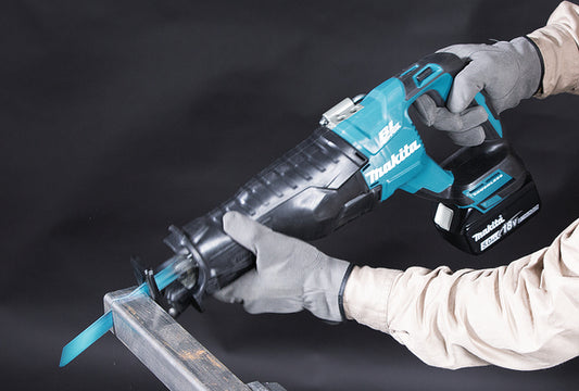 RECIPRO SAW ON BATTERY LXT 18V + 2X BL185