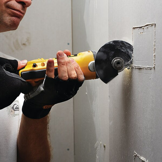 MULTI TOOL + ACCESSOIRES EN COFFRET TSTAK, Debrico, magasin de matériaux de construction sur Bruxelles