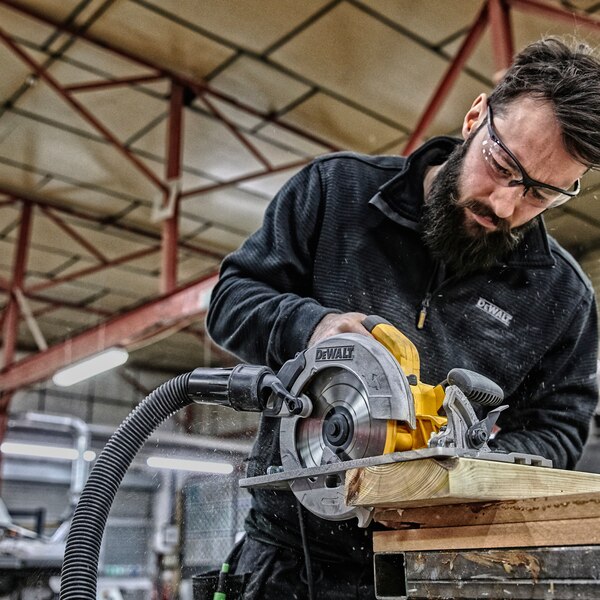 1600W SCIE CIRCULAIRE 190MM AVEC SEMELLE, Dewalt, bruxelles, magasin, Debrico, materiaux de construction, renovation