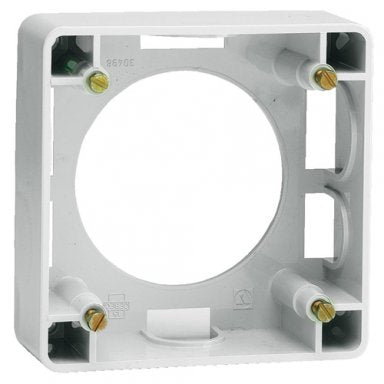 16/32A VYNCKIER 100*100*37 EXPOSED BOX