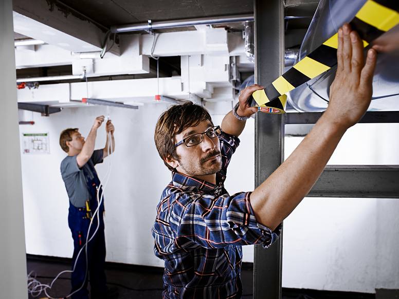 TESAFLEX TOUGH PLASTICIZED PVC, Debrico, Magasin de matériaux de construction sur Bruxelles