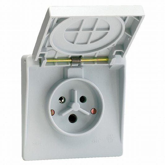 PRISE ETANCHE VYNCKIER IP44 230/400V 2P+T 16 A, Debrico, magasin de matériaux de construction sur Bruxelles