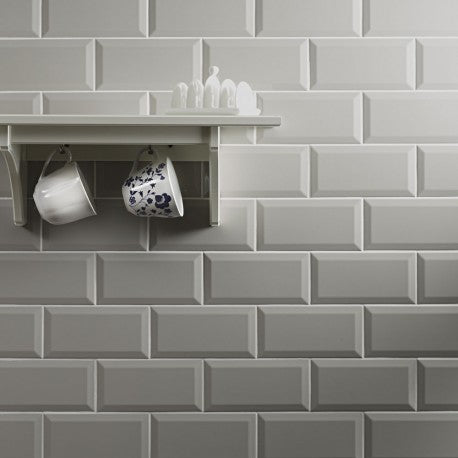 GREY METRO TILES 7.5X15 1M2/PK